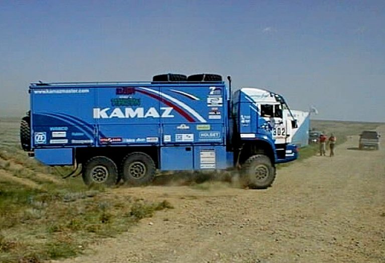 КамАЗ-635050 №662 6х6 мобильная мастерская сопровождения ралли «Телефоника Дакар-2004»
