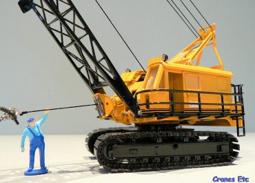 Weserhutte W-180 universal crawler excavator with piling installation RW200
