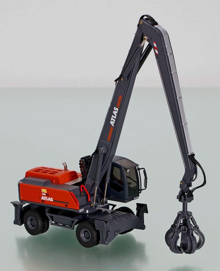 Atlas 350 MH wheel Material Handling Excavator with pincer Grab