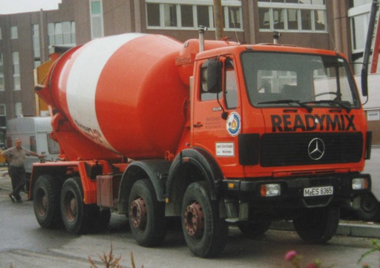 Stetter AM-9FHN «Readymix» truck mixer