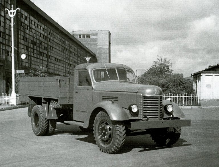 ЗиС-150 бортовой грузовик