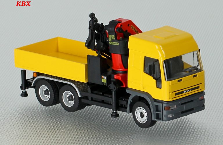 IVECO EuroTech 740E42T truck tractor and crane Palfinger PK53002 SH