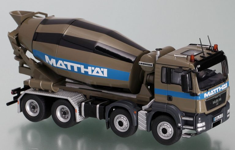 Liebherr HTM 904 «Matthai» truck mixer