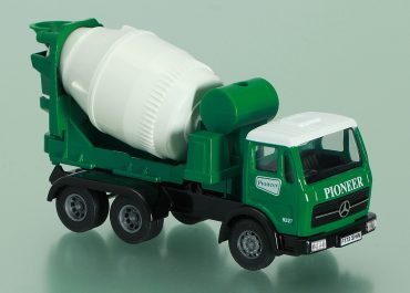 Truck mixer «Pioneer» on the chassis Mercedes Benz NG