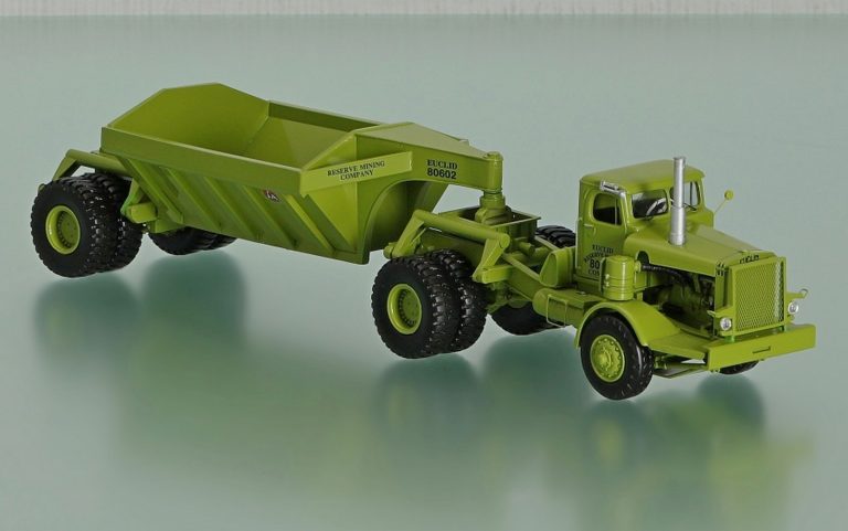 Euclid 46 TD «Reserve Mining Company» special tractor with trailer Euclid 126W