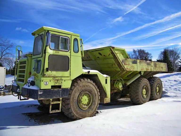 Euclid A-464 302TTD all-terrain articulated Dump Truck