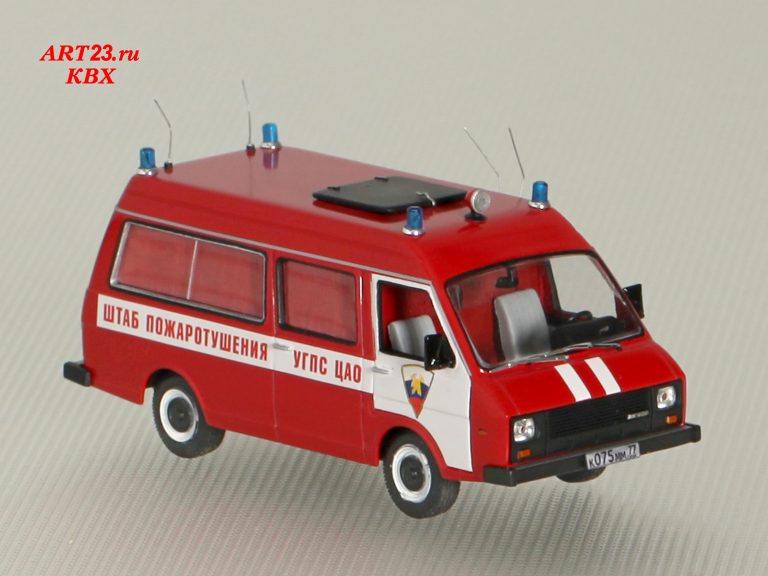 Пожарный оперативно-штабной автомобиль УГПС ЦАО г. Москвы на базе 4-дверного микроавтобуса РАФ-22039
