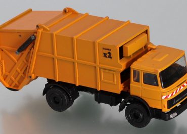Haller M15 x2 garbage truck on the chassis Magirus-Deutz 260 M 19 FL