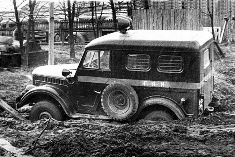 ГАЗ-69 «Милиция» цельнометаллический милицейский фургон широкого применения
