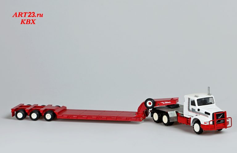 Volvo NL 12/400 truck tractor with low-frame treller Talbert T3DW-80