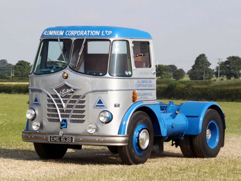 Foden S20 commercial truck tractor