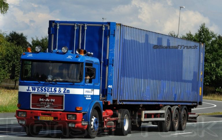 MAN F8 19.361 «Kamphuis Holland» Highway truck tractor and semi-trailer-container ship