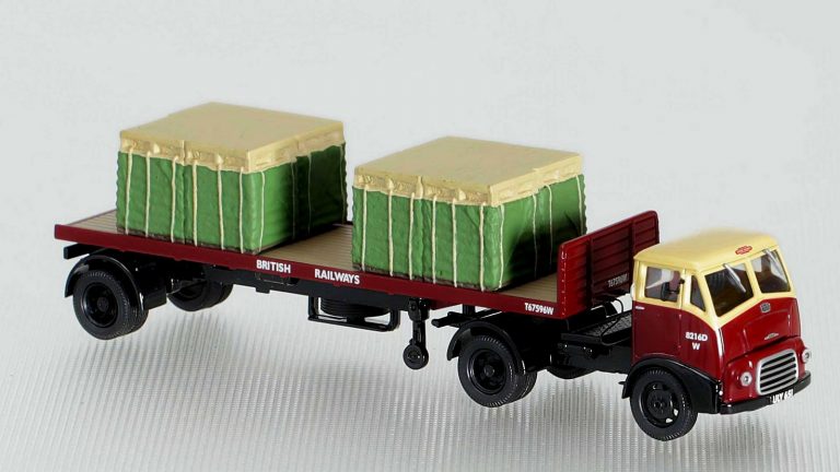 BMC Model 701, Austin FE, Morris FE, Series III, «British Railways» truck tractor with semi-trailer-platform