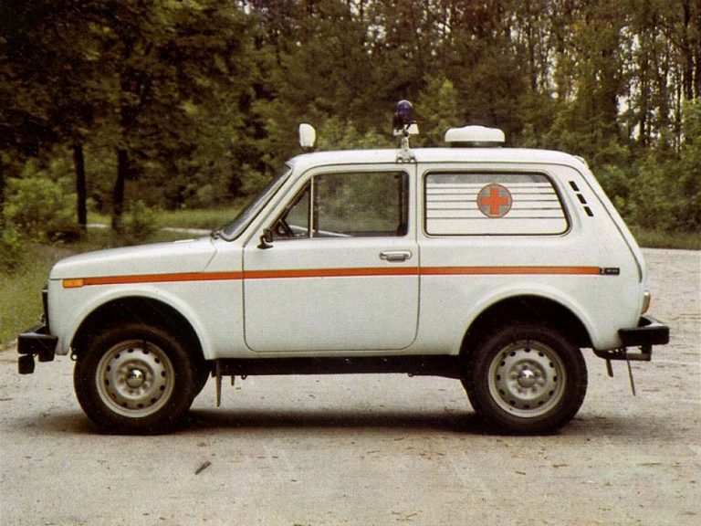 Lada-Niva Ambulance Sanitaire опытный автомобиль скорой медицинской помощи на базе ВАЗ-2121 «Нива»