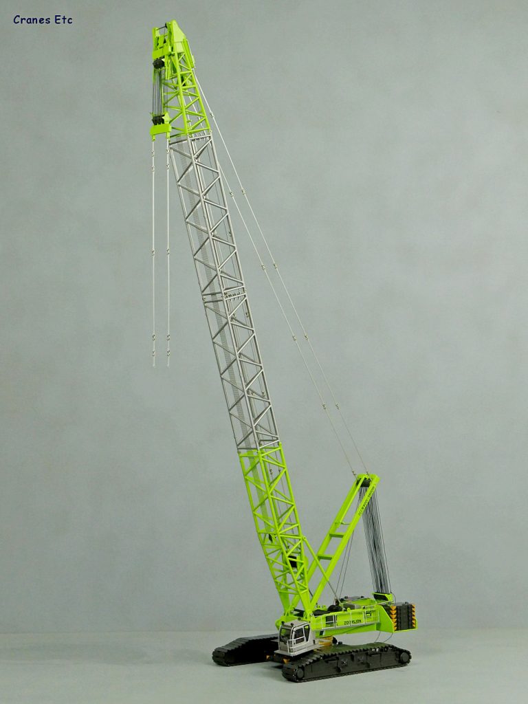 Zoomlion ZCC9800W crawler crane