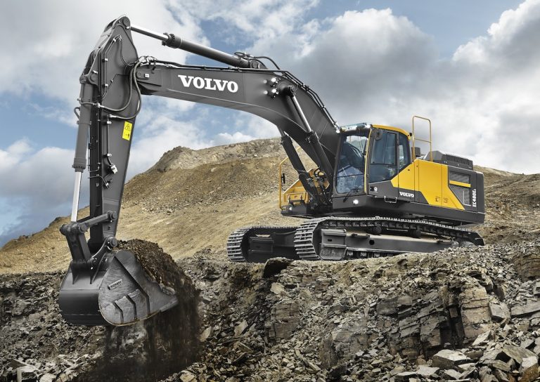 Volvo EC 480D crawler hydraulic excavator