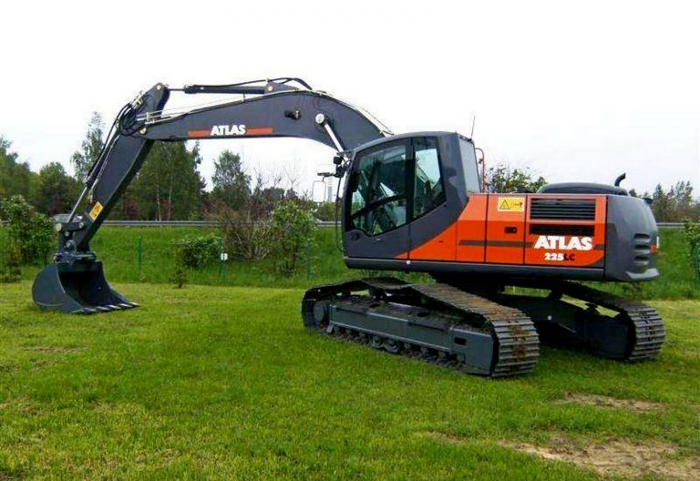 Atlas 225LC crawler hydraulic excavator