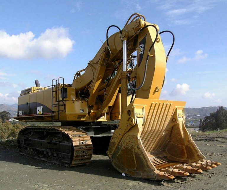 Caterpillar 385C FS crawler hydraulic mining shovel