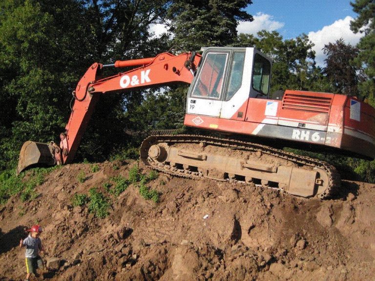 Orenstein & Koppel O&K RH 6-22 crawler hydraulic excavator