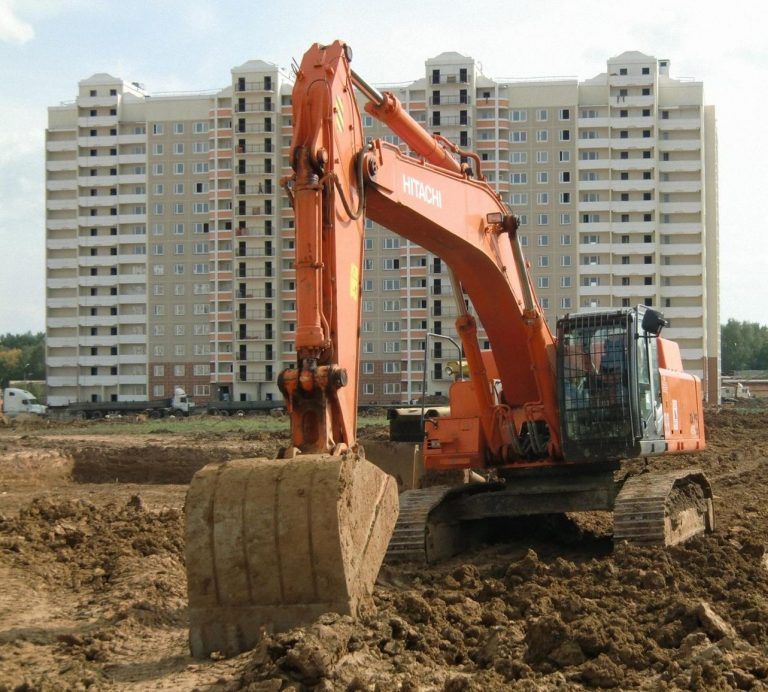 Hitachi Zaxis 450 LC crawler hydraulic excavator