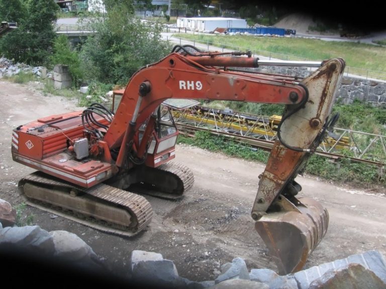 Orenstein & Koppel O&K RH9 Miniphon crawler hydraulic excavator