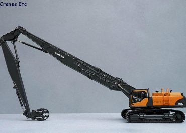 Volvo EC 700C HR, High-Reach, crawler hydraulic excavator
