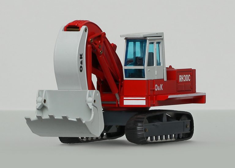 Orenstein & Koppel O&K RH30C crawler hydraulic mining shovel