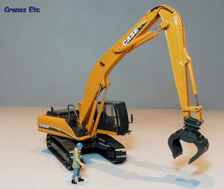 Case CX 240B LC MH crawler hydraulic excavator-reloader