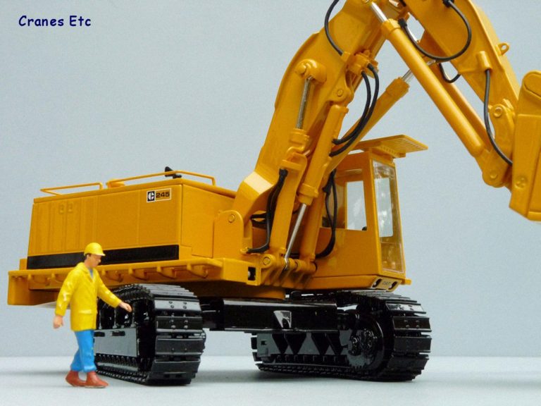 Caterpillar 245 FS crawler hydraulic excavator