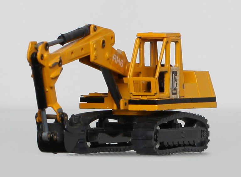 Orenstein & Koppel O&K RH6 L-Bau crawler hydraulic excavator