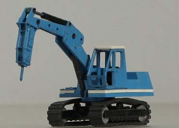 Orenstein & Koppel O&K RH6 crawler hydraulic excavator with hydraulic hammer Krupp HM600C