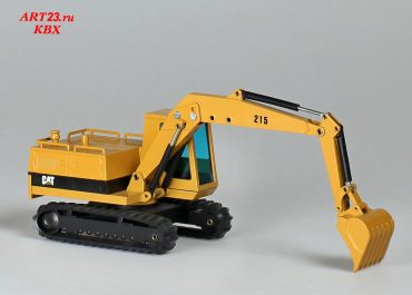 Caterpillar 215D crawler hydraulic excavator