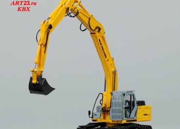 New Holland Kobelco E 215BLC crawler hydraulic excavator