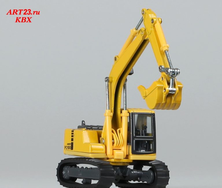 Komatsu PC 100-6 Avance crawler hydraulic excavator