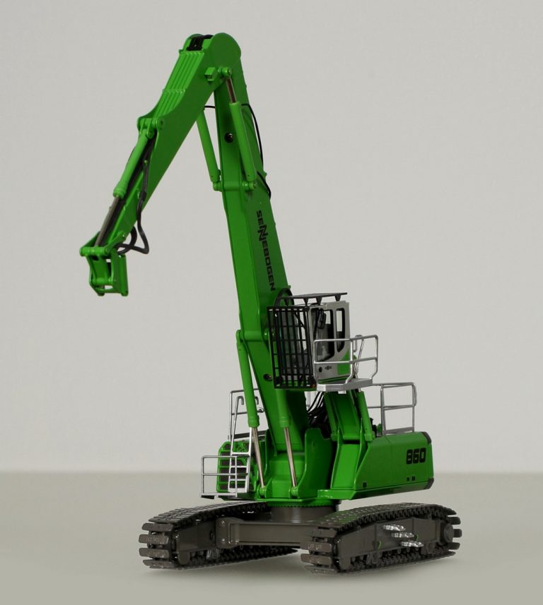 Sennebogen 860 R crawler hydraulic excavator-reloader