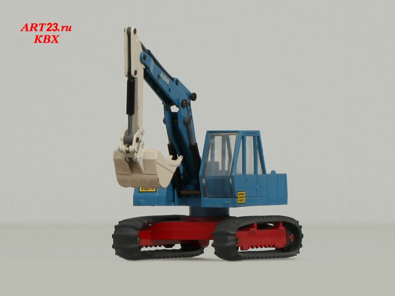 Fuchs 713R crawler hydraulic excavator