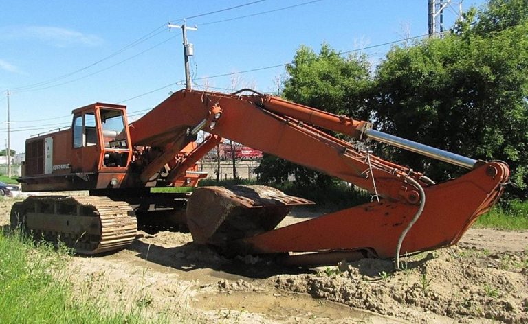 Koehring 1266D crawler hydraulic excavator