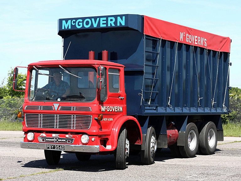 AEC Ergo Mammoth Major TG8R «British Road Services»  platform lorry, dolly & girder load