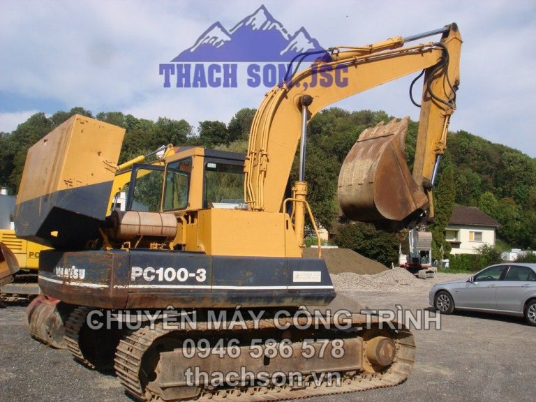 Komatsu PC100-3 crawler hydraulic excavator