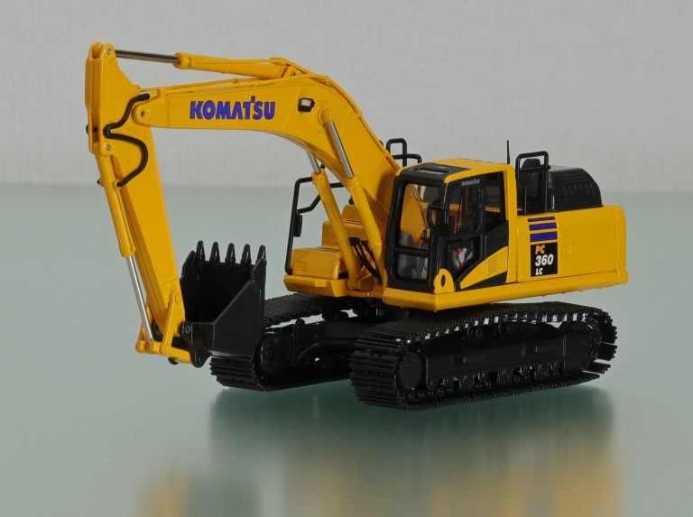 Komatsu PC360LC-11 crawler hydraulic excavator