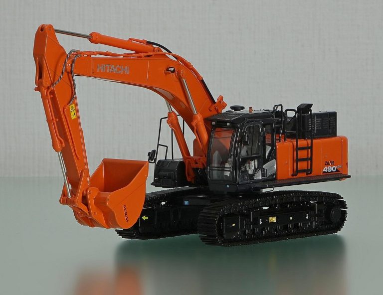 Hitachi ZX490LCH-6 crawler hydraulic excavator