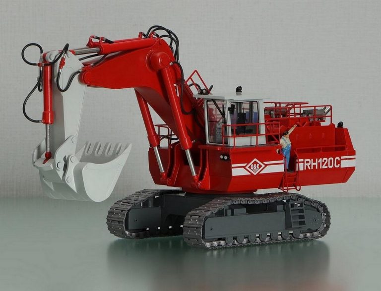 O&K RH 120C crawler hydraulic mining shovel