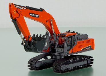 Doosan DX380LC-9C crawler hydraulic excavator