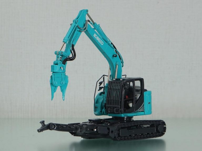Kobelco SK140SRD-5 Multi Dismantler kompact crawler excavator