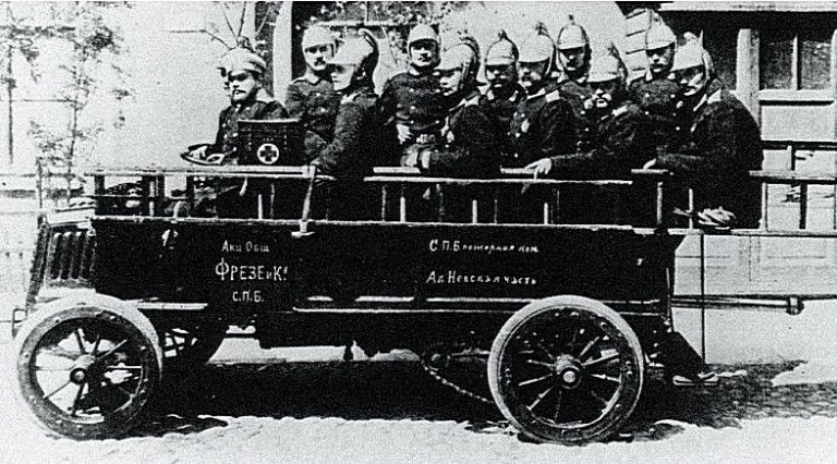 Пожарный автомобиль АО «Фрезе и Ко» трубо-линеечный ход Александро-Невской ПЧ