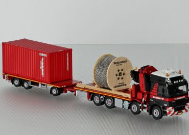 DAF CF 85 FAD 85.430 «Mammoet» long — wheelbase truck-area with crane Palfinger 74002 and trailer Draco ACS328