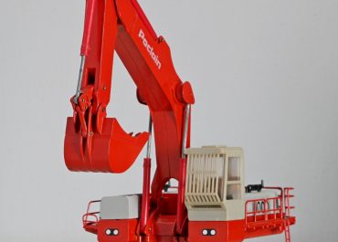 Poclain 1000CK M2 crawler hydraulic mining shovel