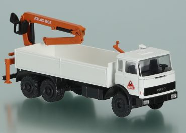 IVECO TurboStar 330-26 flatbed truck