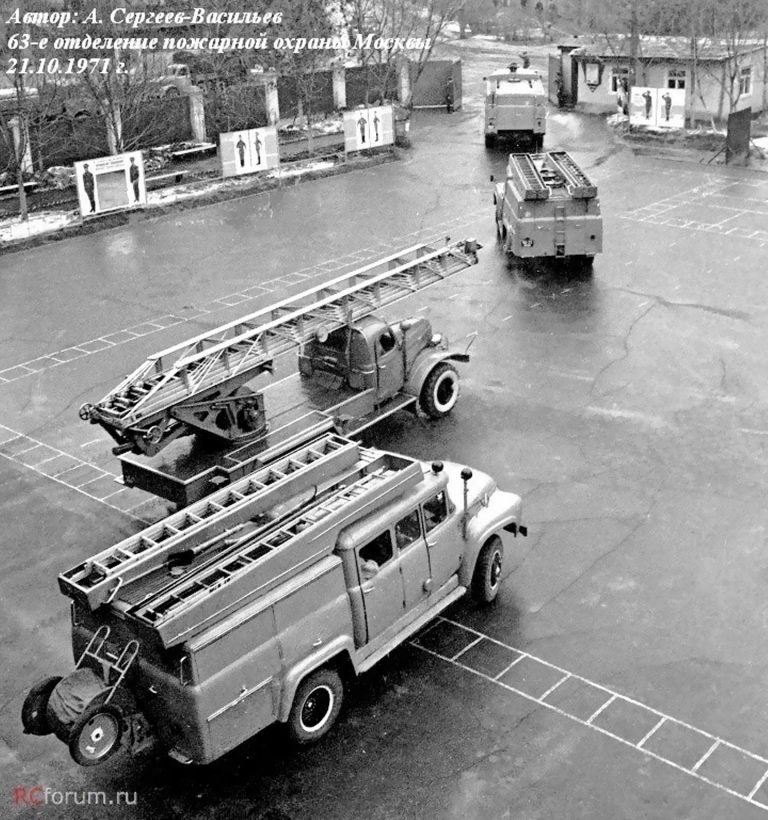 АН-40(130Е)-127 пожарный автомобиль насосно-рукавный на шасси ЗиЛ-130Е со съёмной рукавной катушкой РК-4А, насос ПН-40К
