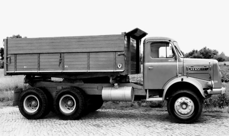Henschel HS22 HAK mining-construction rear dump truck